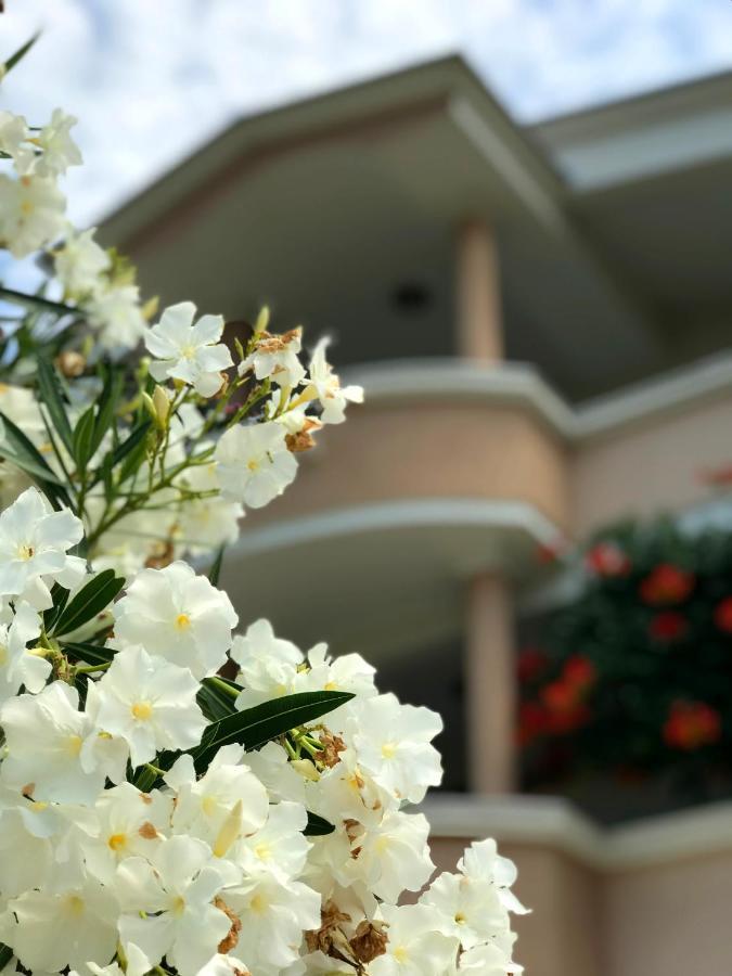 Apartments Kraja Улцинь Экстерьер фото